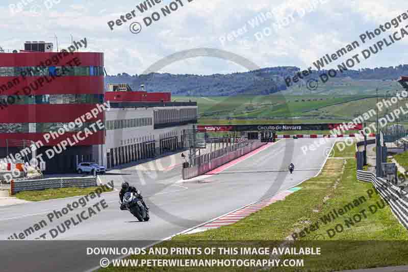cadwell no limits trackday;cadwell park;cadwell park photographs;cadwell trackday photographs;enduro digital images;event digital images;eventdigitalimages;navarra;no limits trackdays;peter wileman photography;racing digital images;trackday digital images;trackday photos